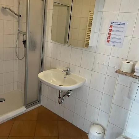 Landgasthof Und Landpension Hohenkirchen Guest house Hohenkirchen (Nordwestmecklenburg)
