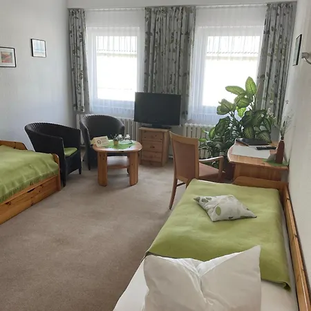 Guest house Landgasthof Und Landpension Hohenkirchen Hohenkirchen (Nordwestmecklenburg)
